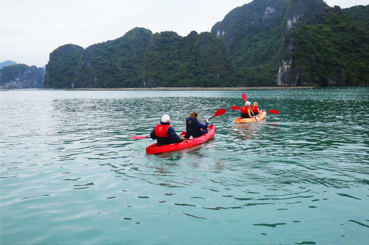 Halong Sapphire Cruises Hotel Ha Long Exterior photo